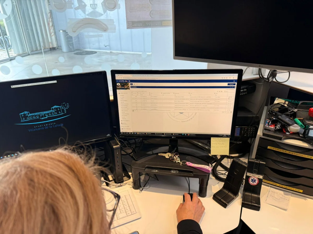 El Ayuntamiento dota a la Policía Local de un nuevo software para mejorar la operatividad - ayto-villacanada.es